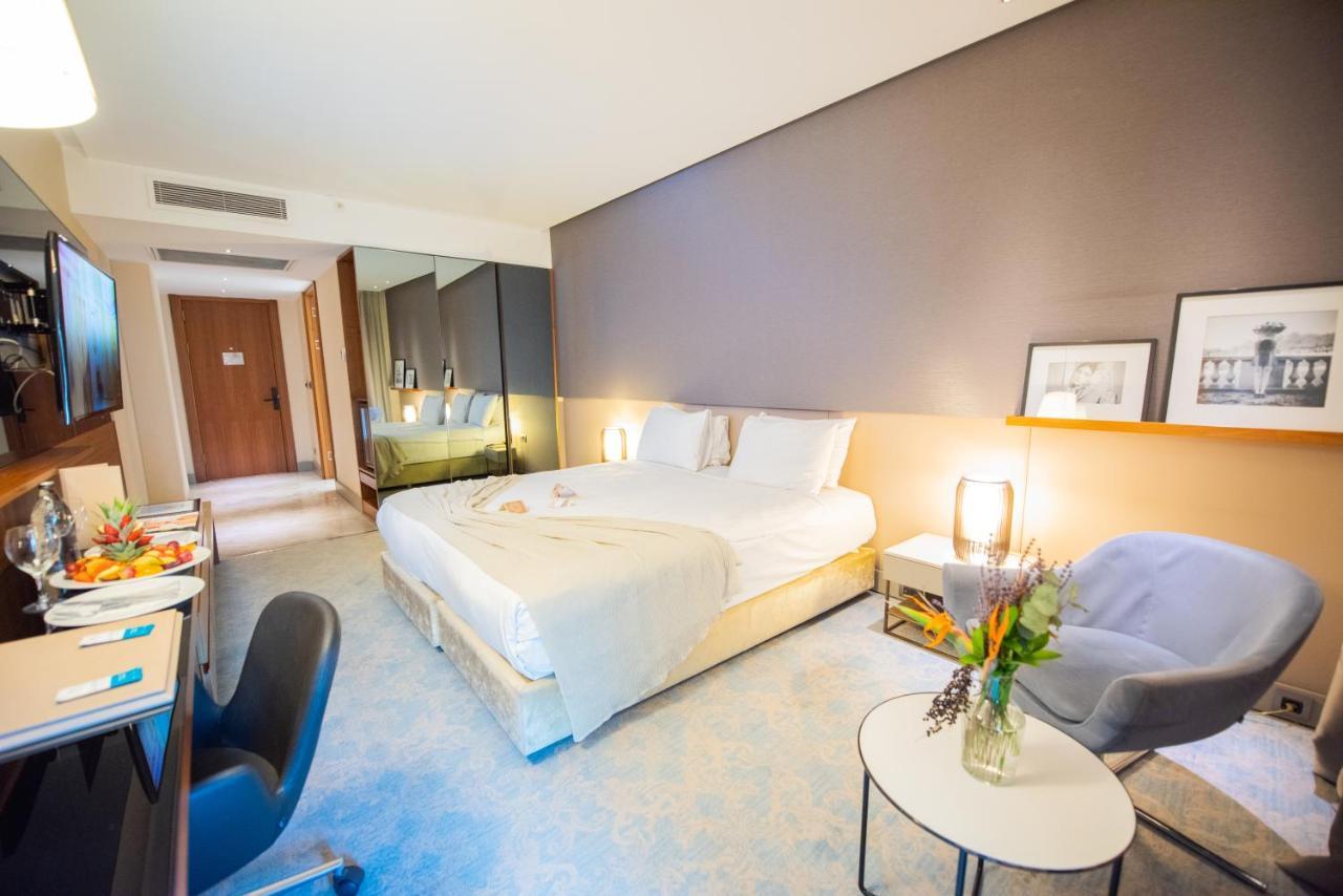 ดอสโซ่ ดอสซี่ โฮเต็ล แอน์ สปา ดาวน์ทาวน์ Hotel อิสตันบูล ภายนอก รูปภาพ